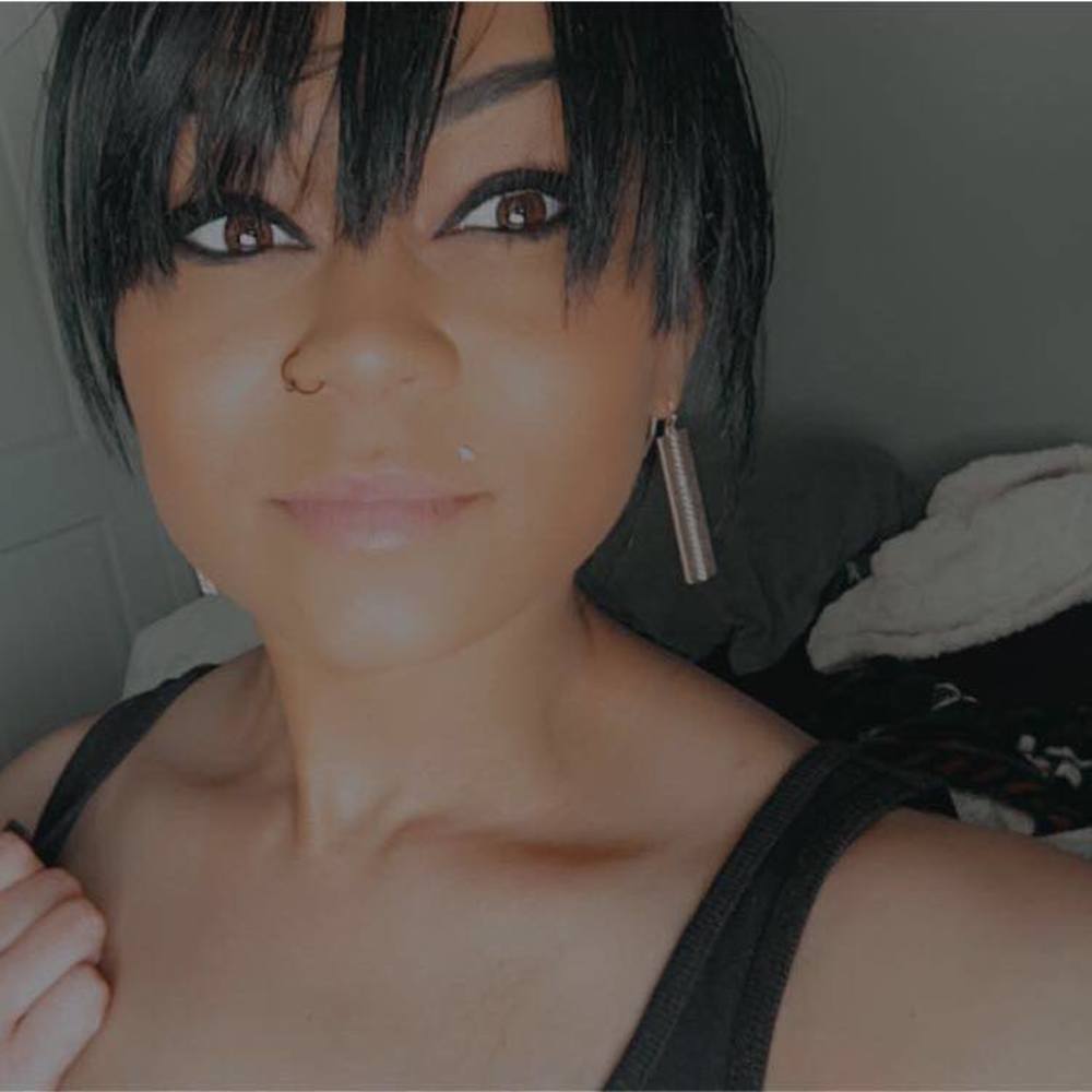 Meet your Posher, Toni